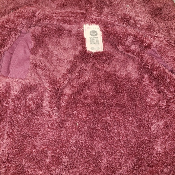 Roxy inside fur jacket - Picture 3 of 4
